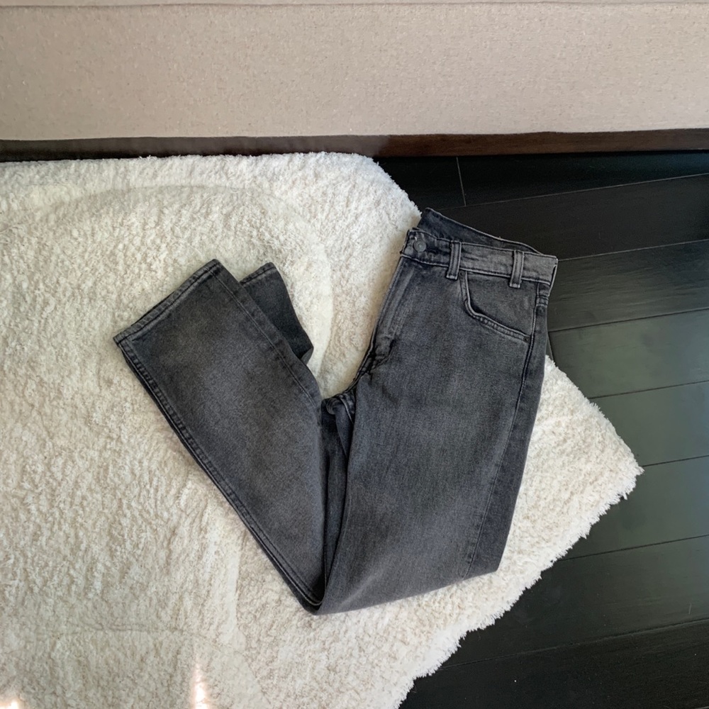Black Levi’s orange tag 505 jeans